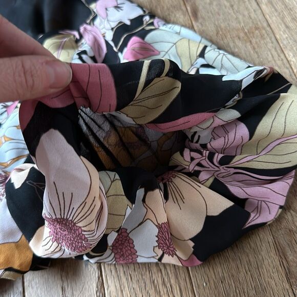 Pleione bubble top black‎ floral blouse top cropped size XS - Picture 8 of 10